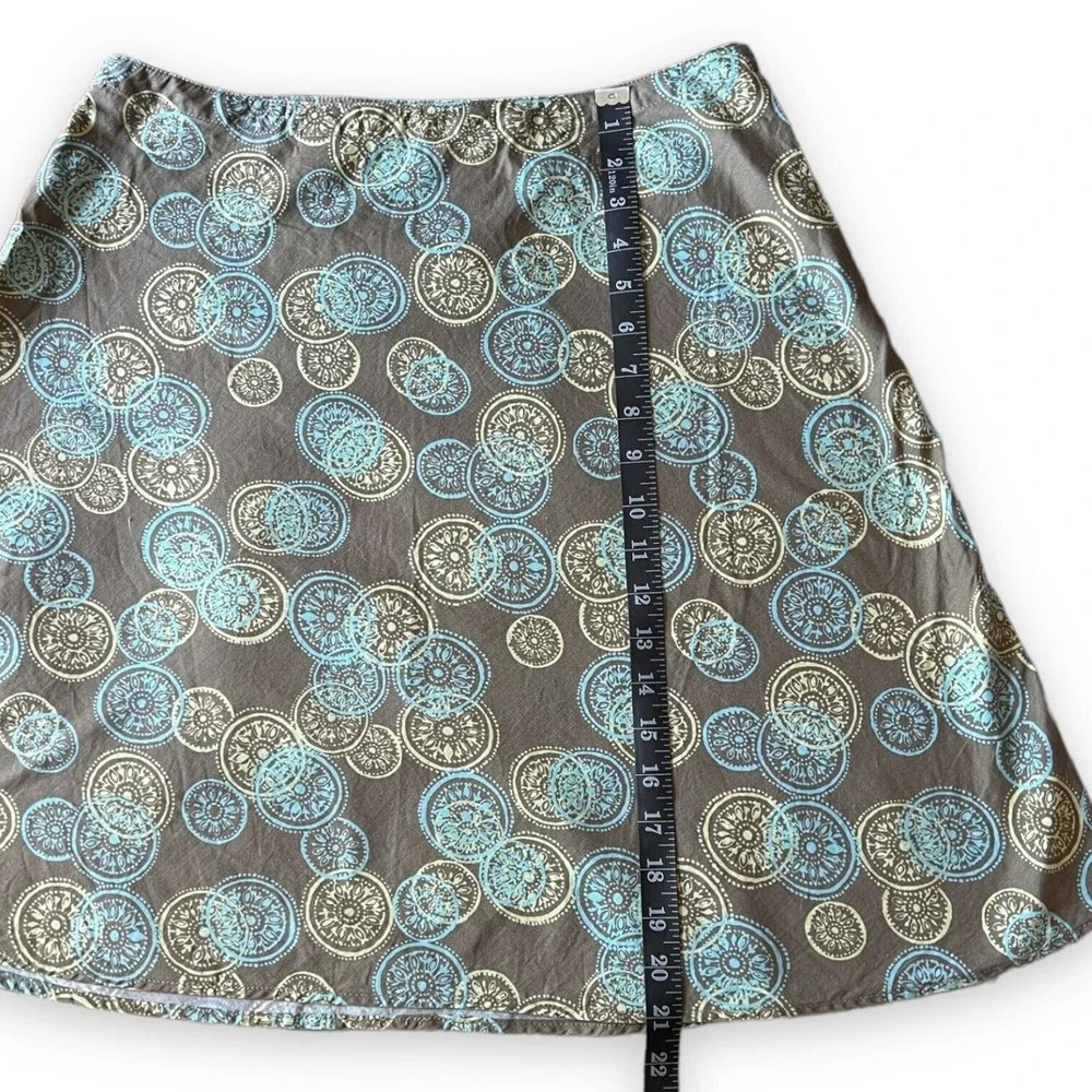 I.E. Petite A-Line Cotton Skirt Gray Blue & White Circles Snowflakes Womens 10 P